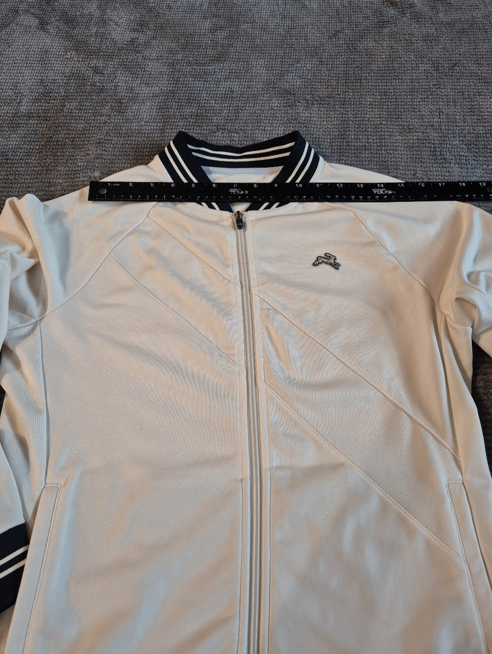Tracksmith Track Jacket cream Navy, Sz M Full Zip Pockets athleisure running - Picture 8 of 11